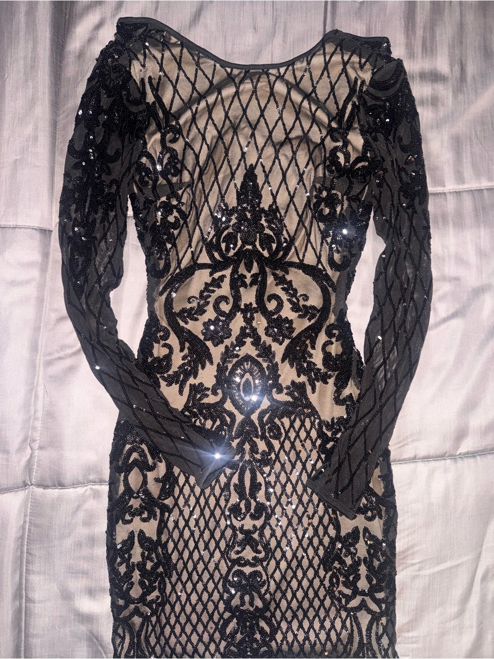 Windsor Black Sequin Mesh Evening Dress - Women size x-small (new with tag)